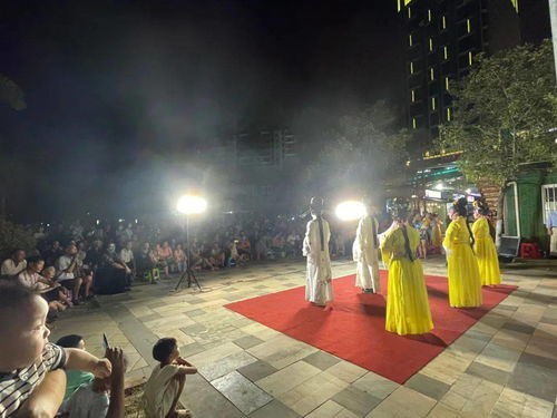 萬(wàn)寧市瓊劇藝術(shù)團(tuán) 送戲下鄉(xiāng)潤(rùn)民心，文化服務(wù)譜新篇